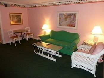 Lilac Tree Suites Mackinac Island Exterior foto