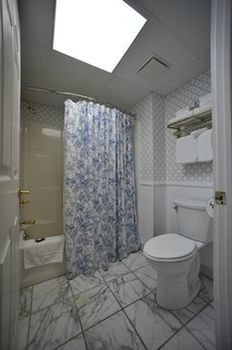 Lilac Tree Suites Mackinac Island Exterior foto